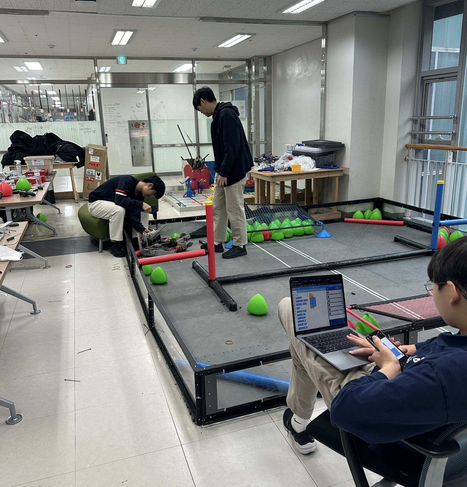 Software Advanced Track 고급 소프트웨어 개발 이미지